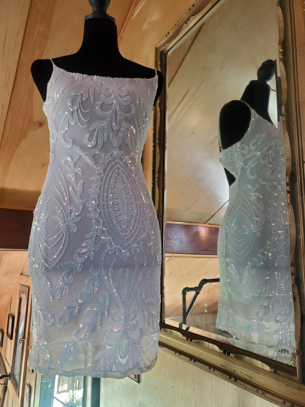 Crystal Doll White Iridescent Sequin Filigree Bodycon Mini Dress – Size Medium
